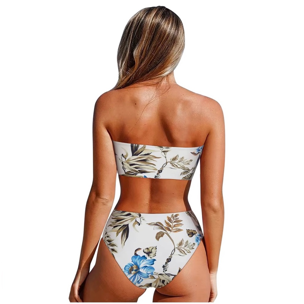NWOT BANDEAU BIKINI SET ….502